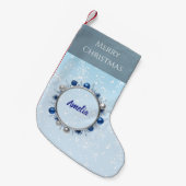 Elegant Silver Frame on Light Blue スモールクリスマスストッキング (正面 (吊り時))
