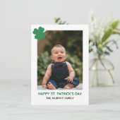 Elegant Simple Shamrock Photo St. Patrick's Day シーズンカード (スタンド正面)