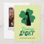 Elegant Simple Shamrock Photo St. Patrick's Day シーズンカード (正面/裏面)