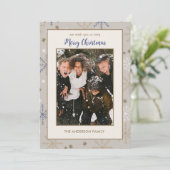 Elegant Snowflake Pattern Beige Family Photo シーズンカード (スタンド正面)