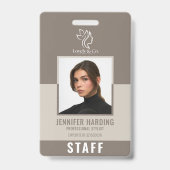 Elegant Spa & Salon Beauty Employee Badge バッジ (正面)