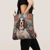 Elegant Spaniel On Floral Background トートバッグ (クローズアップ)