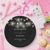 Elegant String Lights Black And White Wedding ペーパープレート (パーティー)