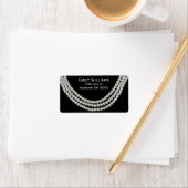 Elegant String of Pearls on Black ラベル (インサイチュ)