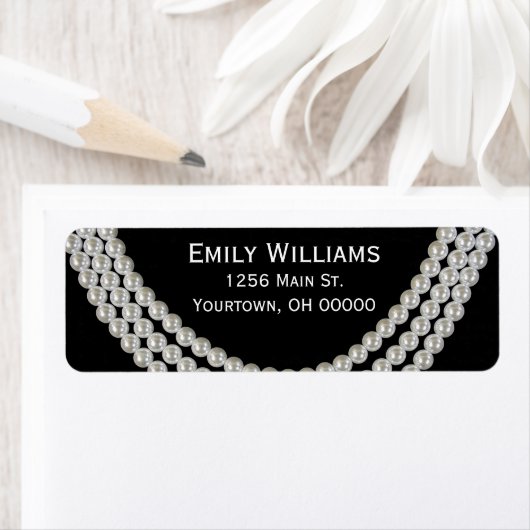 Elegant String of Pearls on Black ラベル (インサイチュ)