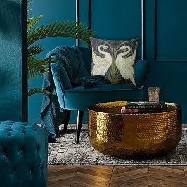 Elegant Swan Dance Art Nouveau クッション