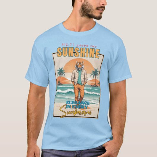 Elegant Tiger on the Beach Tシャツ (正面)