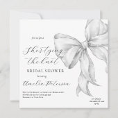 Elegant, tying the knot bridal shower white bow. 招待状 (正面)