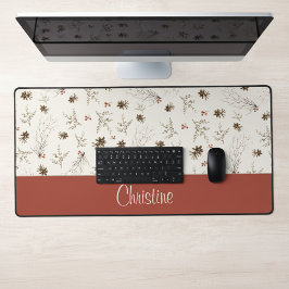 Elegant Watercolor Woodland Winterberry Monogram デスクマット