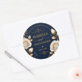 Elegant White and Gold Rose on Navy Blue ラウンドシール (封筒)