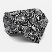 Elegant White & Black Floral Paisley Pattern ネクタイ (ロール)
