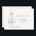 Elegant White Bow Prosecco Bridal Shower Thank You サンキューカード<br><div class="desc">Send your thanks in style with this charming bridal shower thank-you card — featuring a creamy white satin bow and a sparkling glass of prosecco wine,  it’s the perfect mix of elegance and fun!</div>