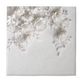 Elegant White Faux Relief Roses タイル (正面)