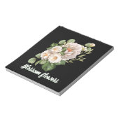 Elegant white floral bouquet with green leaves ノートパッド (回転)