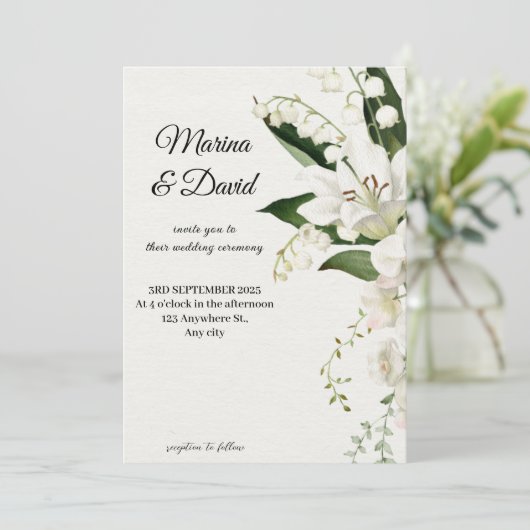 Elegant White Lily Floral Wedding 招待状 (スタンド正面)