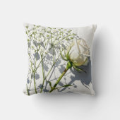 Elegant White Rose Baby's Breath クッション (正面)