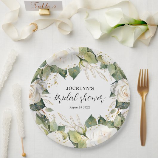 Elegant White Roses Bridal Shower Square ペーパープレート (ウェディング)