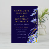 Elegant Wildflower Floral Wedding Blue and Gold 箔招待状 (立ち正面)