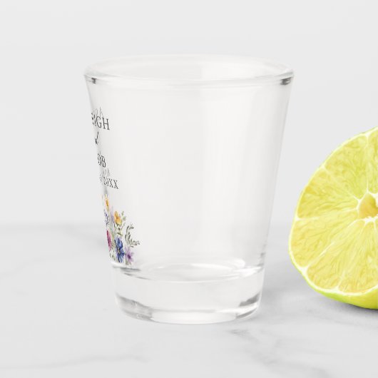 Elegant Wildflower Spring Wedding Personalized ショットグラス (右)