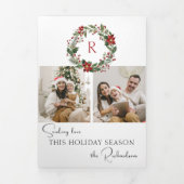 Elegant Winter Botanical Wreath w/Monogram 2-Photo 三つ折りクリスマスカード (カバー)