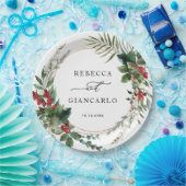Elegant Winter Greenery Red Berries Holiday ペーパープレート (パーティー)