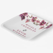 Elegant Winter Hellebore Floral Burgundy Wedding ペーパープレート (傾斜あり)