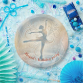 Elegant Winter Ice Skating Birthday ペーパープレート (パーティー)