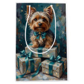 Elegant Yorkshire Terrier Dog Holiday Gift Stack ミディアムペーパーバッグ (正面)