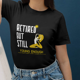 Eleganz in Bewegung Yoga Königstaube in der Rente Tシャツ