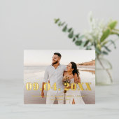 Elegent & Chic はっきりした Letter Weddingの日付を保存 箔招待状ポストカード (立ち正面)