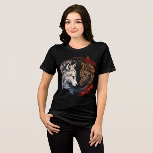 Elemental Wolves – Fire & Ice Spirit Art トライブレンドＴシャツ (正面全面)