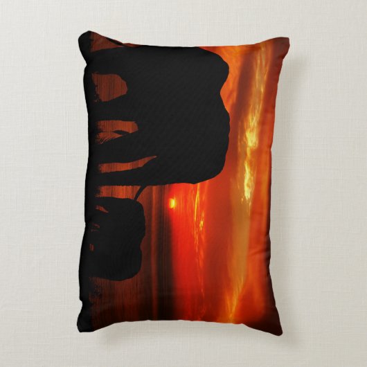 Elephants at Sunset アクセントクッション (裏面(縦))