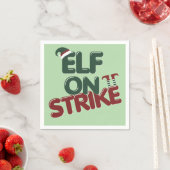 Elf On Strike Funny Holiday Party Napkin スタンダードカクテルナプキン (インサイチュ)