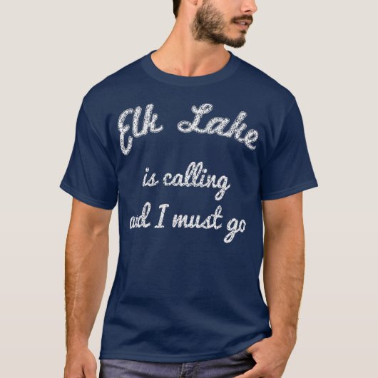 ELK LAKE MICHIGAN Funny Fishing Camping Summer Tシャツ (正面)