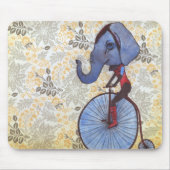 Ellie マウスパッド (正面)