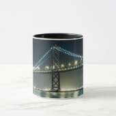 Embarcadero、サンフランシスコに沿う抗打ち工事 マグカップ (中央)