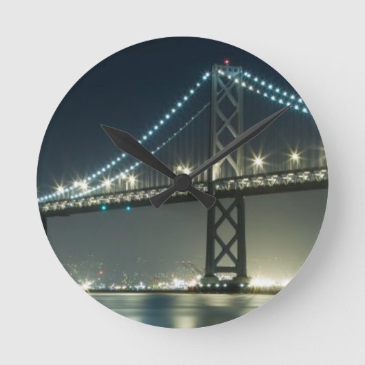Embarcadero、サンフランシスコに沿う抗打ち工事 ラウンド壁時計 (正面)