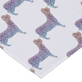 Embossed Indigo Gradient Paw Print Dog Outline ショートテーブルランナー (コーナー)