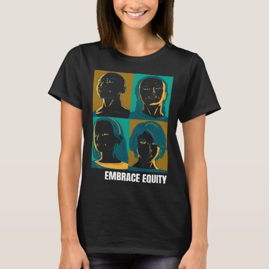 Embrace Equity Happy International Women s Day Cha Tシャツ (正面)