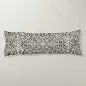 Embroidered Effect Dalmatian Fur Print ボディピロー (裏面)