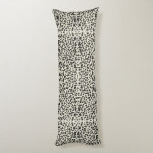Embroidered Effect Dalmatian Fur Print ボディピロー (裏面 (縦))
