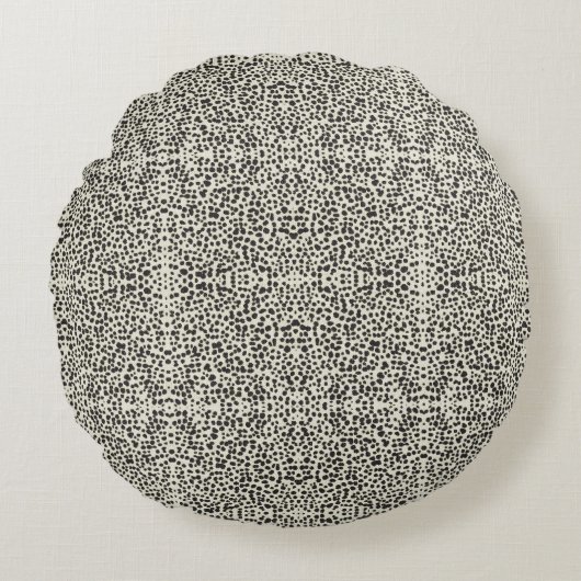 Embroidered Effect Dalmatian Fur Print ラウンドクッション (正面)
