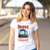 EMD GP38-2ディーゼル機関車とアメリカ国旗 Tシャツ