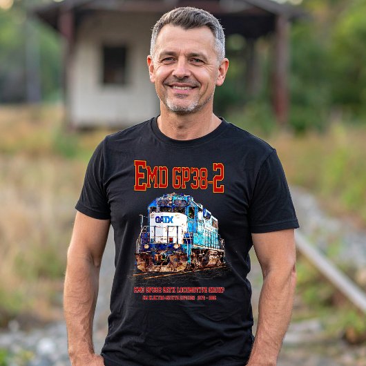 EMD GP38-2ディーゼル機関車GATX青と白 Tシャツ