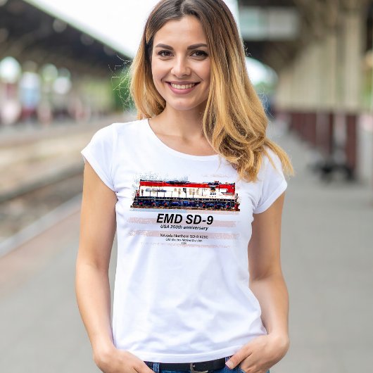 EMD SD-9機関車 米国建国250周年塗装 Tシャツ
