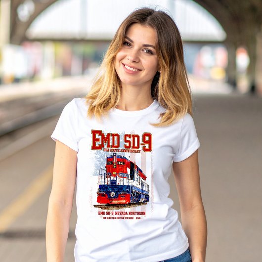 EMD SD-9機関車 USA建国250周年塗装 Tシャツ