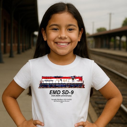 EMD SD-9 アメリカ建国250周年記念ヘリテイジ機関車 Tシャツ