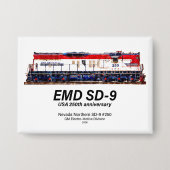 EMD SD-9 アメリカ建国250周年記念ヘリテージ機関車 缶バッジ (正面)