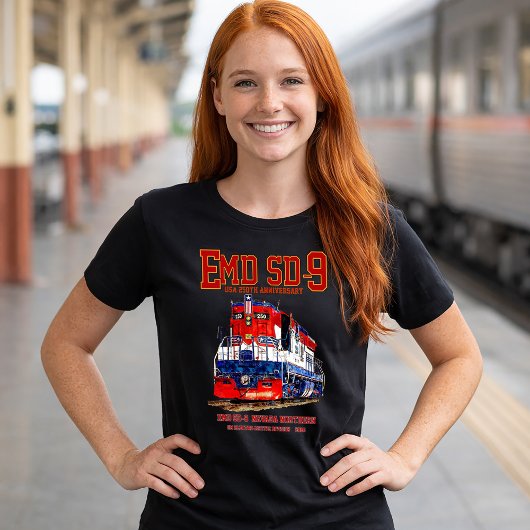 EMD SD-9 アメリカ建国250周年記念ヘリテージ機関車 Tシャツ