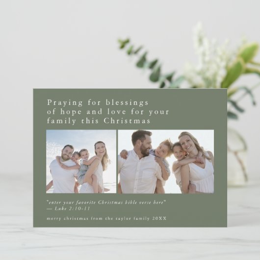EMELIAグリーンフォトバイブルユニーク引用文クリスマス シーズンカード (スタンド正面)